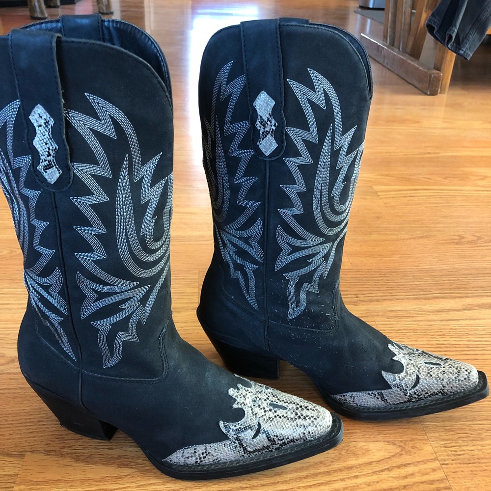 Nomad cowboy boots